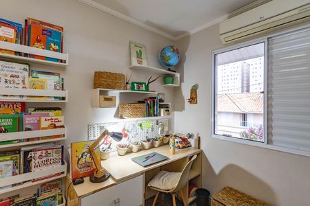 Casa de condomínio à venda com 101m², 3 quartos e 2 vagasQuarto 3 