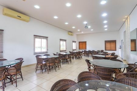 Casa de condomínio à venda com 101m², 3 quartos e 2 vagasÁrea comum - Salão de festas