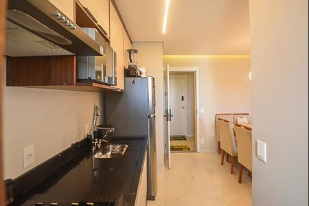 Apartamento para alugar com 52m², 2 quartos e 1 vaga Apartamento para alugar com 52m², 2 quartos e 1 vagaCozinha e Área de Serviço