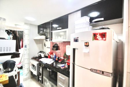 Cozinha de apartamento à venda com 2 quartos, 52m² em Vila Paranagua, São Paulo