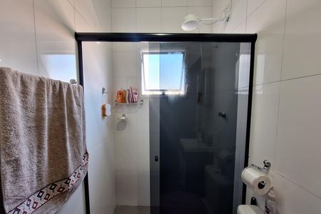Apartamento à venda com 115m², 2 quartos e 1 vaga Apartamento à venda com 115m², 2 quartos e 1 vagaBanheiro da Suíte