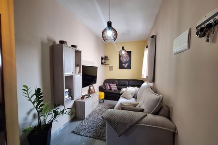 Apartamento à venda com 115m², 2 quartos e 1 vaga Apartamento à venda com 115m², 2 quartos e 1 vagaSala