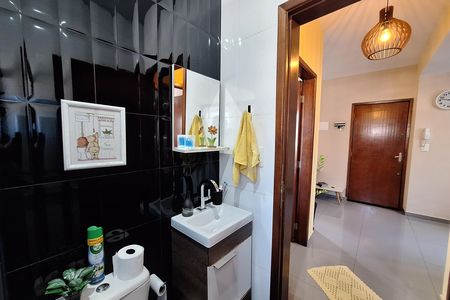 Apartamento à venda com 115m², 2 quartos e 1 vaga Apartamento à venda com 115m², 2 quartos e 1 vagaBanheiro