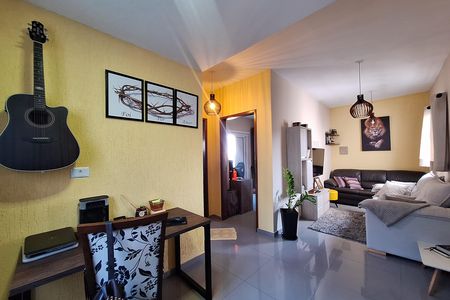 Apartamento à venda com 115m², 2 quartos e 1 vaga Apartamento à venda com 115m², 2 quartos e 1 vagaSala