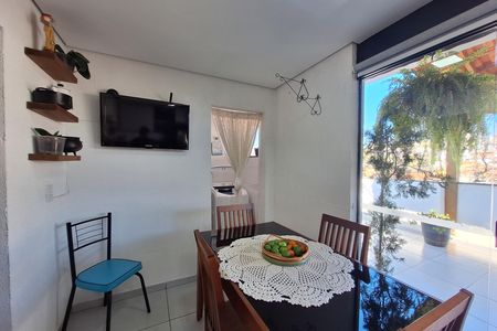 Apartamento à venda com 115m², 2 quartos e 1 vaga Apartamento à venda com 115m², 2 quartos e 1 vagaCozinha
