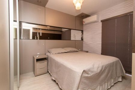Casa à venda com 82m², 3 quartos e 2 vagas Casa à venda com 82m², 3 quartos e 2 vagasQuarto 2 - Suíte