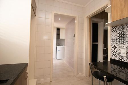 Casa à venda com 82m², 3 quartos e 2 vagas Casa à venda com 82m², 3 quartos e 2 vagasCozinha - Armários
