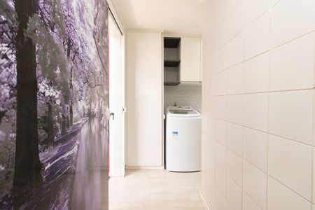 Casa à venda com 82m², 3 quartos e 2 vagas Casa à venda com 82m², 3 quartos e 2 vagasÁrea de Serviço