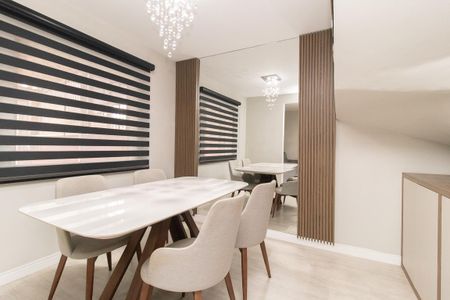 Casa à venda com 82m², 3 quartos e 2 vagas Casa à venda com 82m², 3 quartos e 2 vagasSala de Jantar