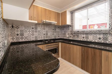 Cozinha - Armários de casa à venda com 3 quartos, 82m² em Boqueirão, Curitiba