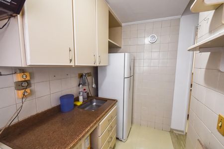 Cozinha de apartamento para alugar com 1 quarto, 43m² em Liberdade, São Paulo