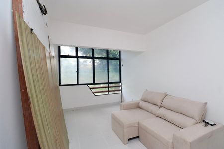 Apartamento para alugar com 55m², 2 quartos e 1 vagaSala 