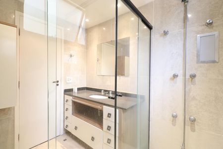 Apartamento para alugar com 118m², 3 quartos e 2 vagasBanheiro da Suíte