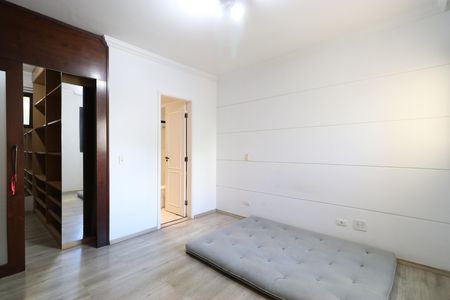 Apartamento para alugar com 118m², 3 quartos e 2 vagasSuíte