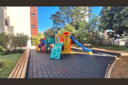 Apartamento para alugar com 118m², 3 quartos e 2 vagasÁrea comum - Playground