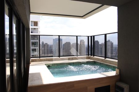 Apartamento à venda com 99m², 2 quartos e 1 vaga Apartamento à venda com 99m², 2 quartos e 1 vagaVaranda