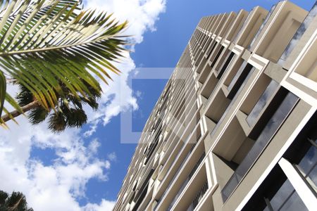 Apartamento à venda com 99m², 2 quartos e 1 vaga Apartamento à venda com 99m², 2 quartos e 1 vagaFachada