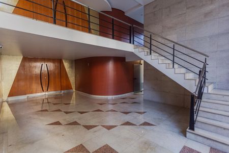 Apartamento para alugar com 250m², 4 quartos e 3 vagas Apartamento para alugar com 250m², 4 quartos e 3 vagasHall de entrada