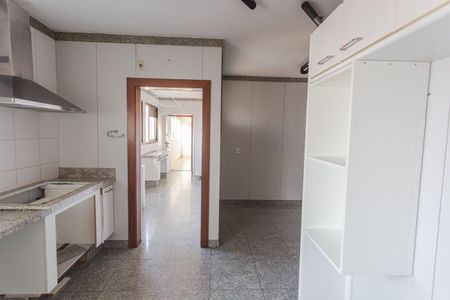 Apartamento para alugar com 250m², 4 quartos e 3 vagas Apartamento para alugar com 250m², 4 quartos e 3 vagasCopa/Cozinha