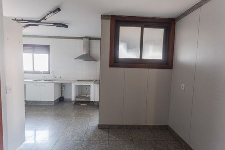 Apartamento para alugar com 250m², 4 quartos e 3 vagas Apartamento para alugar com 250m², 4 quartos e 3 vagasCopa/Cozinha