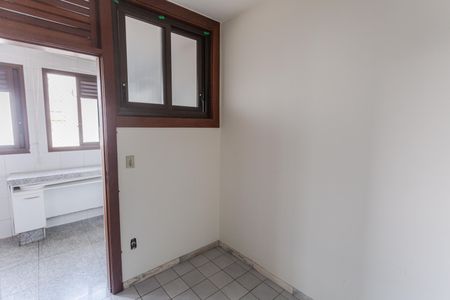 Apartamento para alugar com 250m², 4 quartos e 3 vagas Apartamento para alugar com 250m², 4 quartos e 3 vagasQuarto de Serviço