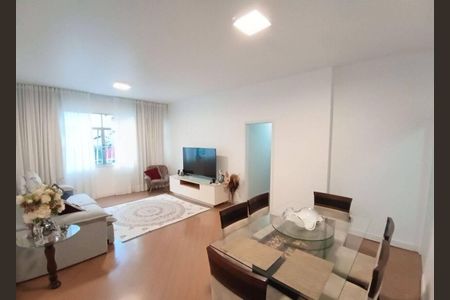 Apartamento à venda com 110m², 3 quartos e 1 vaga Apartamento à venda com 110m², 3 quartos e 1 vagaSala