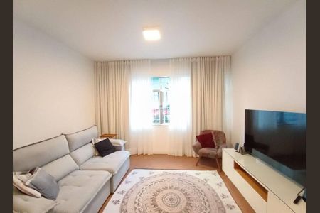 Apartamento à venda com 110m², 3 quartos e 1 vaga Apartamento à venda com 110m², 3 quartos e 1 vagaSala
