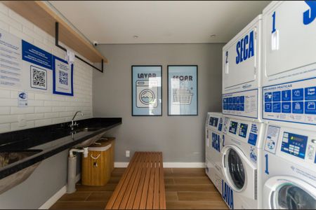 Apartamento para alugar com 38m², 2 quartos e sem vaga Apartamento para alugar com 38m², 2 quartos e sem vagaLavanderia