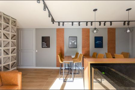 Apartamento para alugar com 38m², 2 quartos e sem vaga Apartamento para alugar com 38m², 2 quartos e sem vagaÁrea comum - Salão de festas