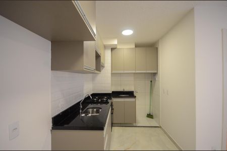 Cozinha de apartamento para alugar com 2 quartos, 38m² em Vila Pirituba, São Paulo