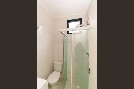Banheiro de apartamento para alugar com 1 quarto, 35m² em Parque Sevilha, São Paulo