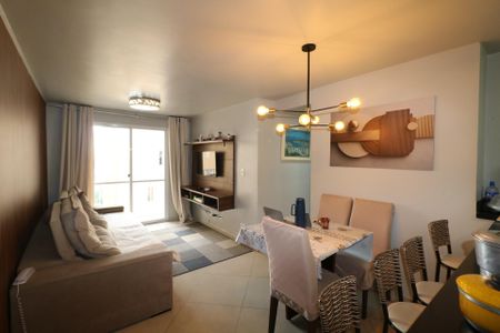 Apartamento à venda com 68m², 3 quartos e 2 vagas Apartamento à venda com 68m², 3 quartos e 2 vagasSala