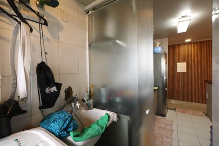 Apartamento à venda com 68m², 3 quartos e 2 vagas Apartamento à venda com 68m², 3 quartos e 2 vagasÁrea de Serviço