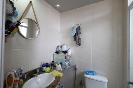 Apartamento à venda com 68m², 3 quartos e 2 vagas Apartamento à venda com 68m², 3 quartos e 2 vagasBanheiro da Suíte