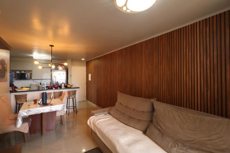 Apartamento à venda com 68m², 3 quartos e 2 vagas Apartamento à venda com 68m², 3 quartos e 2 vagasSala
