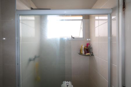 Apartamento à venda com 68m², 3 quartos e 2 vagas Apartamento à venda com 68m², 3 quartos e 2 vagasBanheiro da Suíte