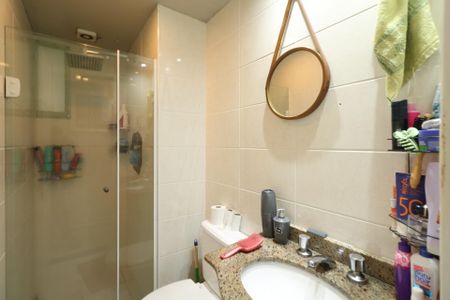 Apartamento à venda com 68m², 3 quartos e 2 vagas Apartamento à venda com 68m², 3 quartos e 2 vagasBanheiro