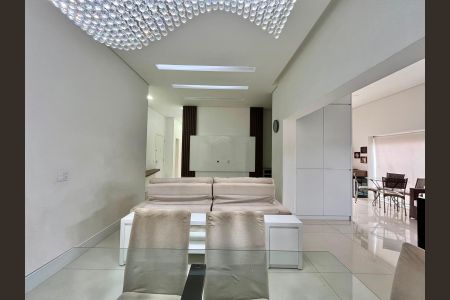Apartamento à venda com 217m², 2 quartos e 2 vagas Apartamento à venda com 217m², 2 quartos e 2 vagasSala