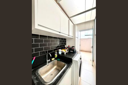 Apartamento à venda com 217m², 2 quartos e 2 vagas Apartamento à venda com 217m², 2 quartos e 2 vagasÁrea de Serviço