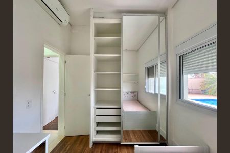 Apartamento à venda com 217m², 2 quartos e 2 vagas Apartamento à venda com 217m², 2 quartos e 2 vagasQuarto 2