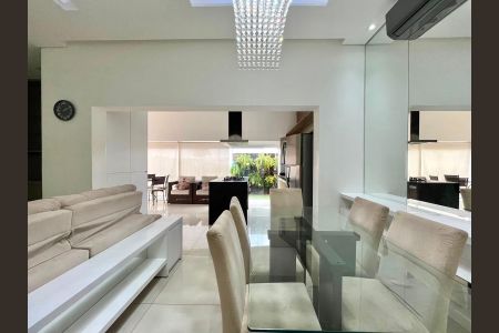 Apartamento à venda com 2 quartos, 217m² em Fazenda Santa Cândida, Campinas