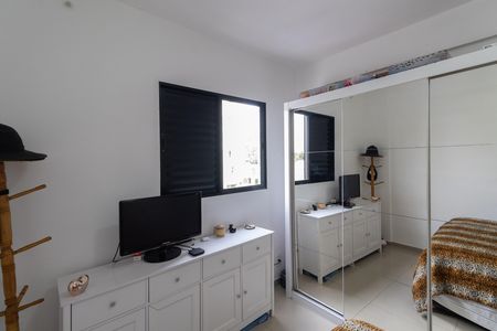 Quarto 2 de apartamento à venda com 2 quartos, 47m² em Vila Santana, São Paulo