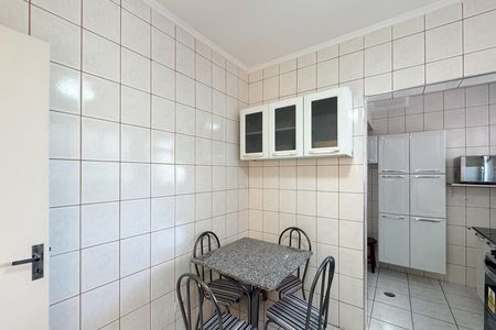 Cozinha de apartamento para alugar com 2 quartos, 81m² em Jardim Copacabana, São Bernardo do Campo