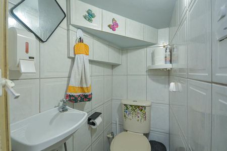 Banheiro de casa à venda com 3 quartos, 61m² em Vila do Castelo, São Paulo