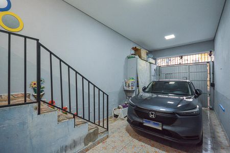 Garagem de casa à venda com 3 quartos, 61m² em Vila do Castelo, São Paulo