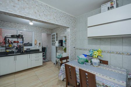 Cozinha de casa à venda com 3 quartos, 61m² em Vila do Castelo, São Paulo