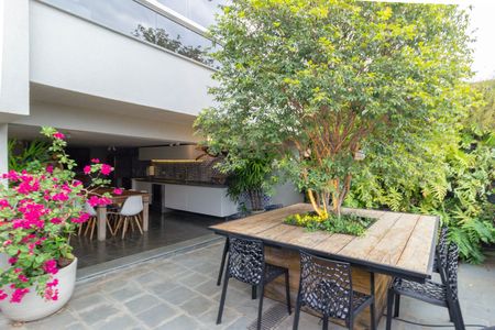 Quintal Área de Lazer de casa à venda com 4 quartos, 276m² em Chácara Inglesa, São Paulo