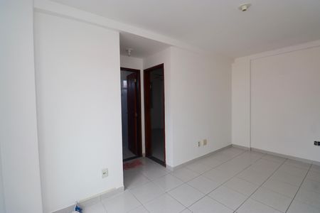 Sala de apartamento para alugar com 2 quartos, 40m² em Itapuã, Salvador