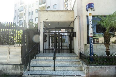 Fachada de apartamento à venda com 2 quartos, 56m² em Vila Granada, São Paulo