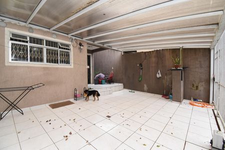 Casa à venda com 155m², 3 quartos e 2 vagasVaranda/Garagem